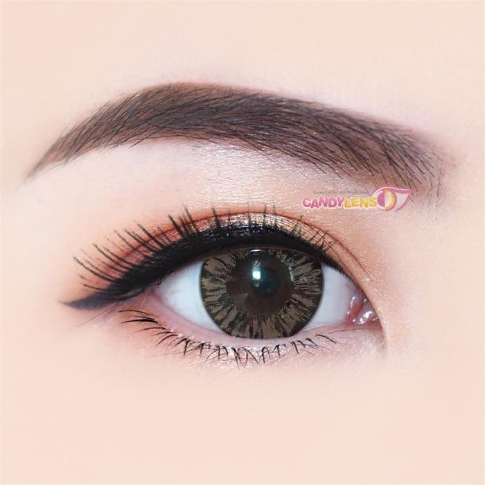 Royal Candy (monthly) Kyra Brown